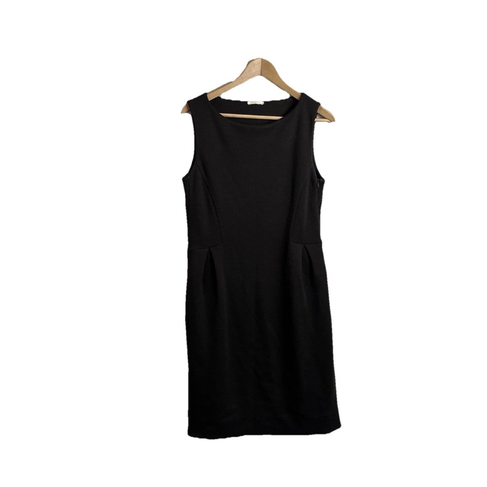 Chloe Dress Wool Sleeveless Boat Neck Pleated Sheath